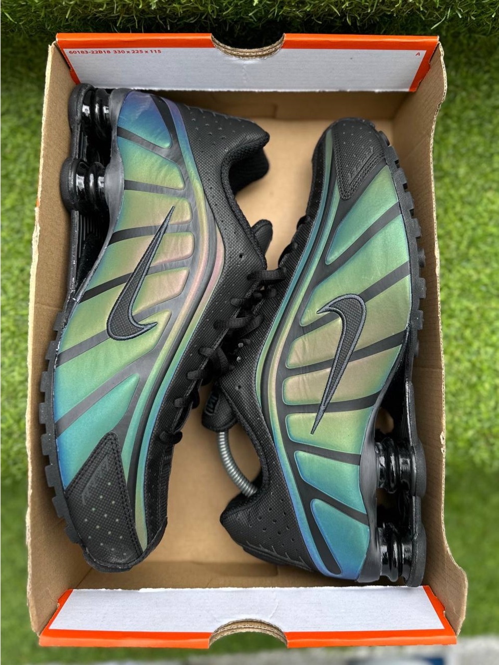Nike Shox R4 SE “Black Seaweed” Men’s Sneakers Brand New